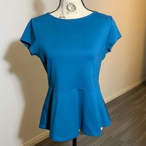 💙💚 Peplum Perfection: Bar III Blue/Green Top 💙💚